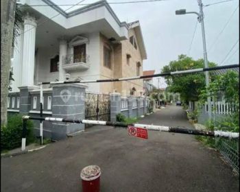 Rumah mewah elegant lingkungan eklusive harga murah