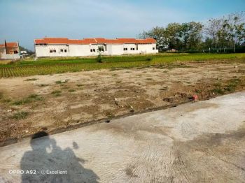 Tanah Selatan Alun2 Karanganyar, Jungke