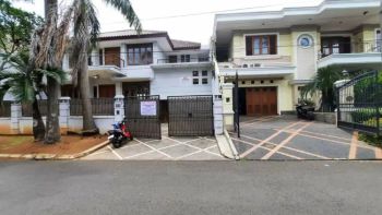 rumah di komplek deplu lt 405 lb 258