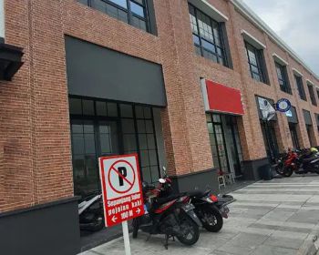 Ruko Siap Pakai Daerah Komersial Komp. Grand Harvest Surabaya Barat