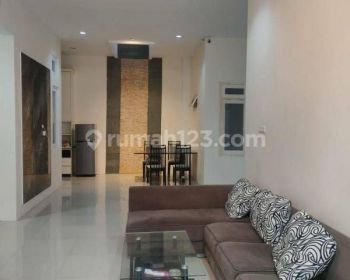 Rumah siap huni lokasi citraland utama cluster terdepan dekay gwalk 2 lantai