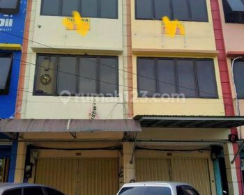 Ruko Gandeng Lokasi Strategis depan Sekolah