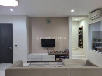 rumah rapi asri siap huni semi furnish dekat Tol dan Aeon mall
