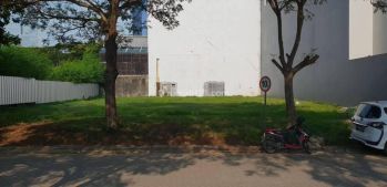 Dijual (jarang ada) Kavling Garden Imperial, PIK, Lokasinya strategis, Hadap