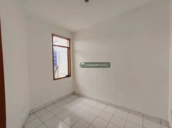 Rumah Sangat Bagus Bisa Untuk Kantor di Sukaluyu, Sayap Surapati