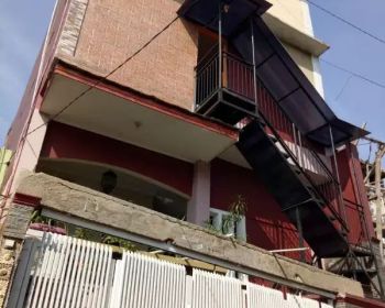 Jual Kost 16 pintu plus Rumah induk di Srengseng Sawah Jaksel