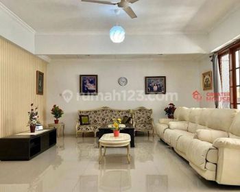 LEBAK BULUS - JUAL CEPAT!!! RUMAH SIAP HUNI DI LOKASI STRATEGIS (T/B: 334/300)