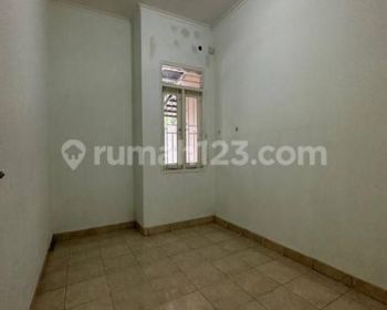 DiSEWAKAN SIAP huni Dekat Musola, Lokasi Asik, Dekat Ke Jalan utama