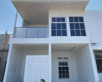 Miliki hunian 2 lantai harga murah!