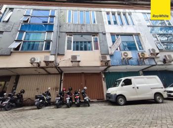 Dijual Ruko 3 lt di Surya Inti Permata Surabaya