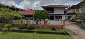 Rumah Lama Dikawasan Premium Pontianak Selatan Kalbar