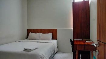 kos eksekutif tengah kota sby terima harian mggan bulanan