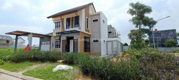 Rumah exclusive 2 lantai di kawasan hunian Jababeka