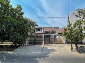 Rumah 2 muka depan belakang jalan Mangga Raya
