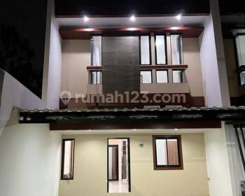 Cluster terbaru di Jatiwaringin Bekasi 1.3 M an