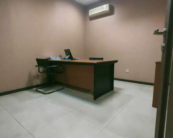 Ruko atau Kantor 3 lantai sterategis di Kebon Jeruk parkir luas