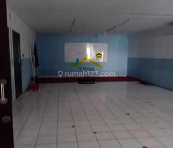 Dijual Gudang di Cengkareng, Luas Tanah + 460m2, Lb + 1.000 M2, 2.5 Lantai,