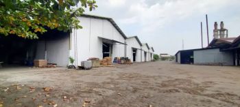 DI SEWAKAN GUDANG DI KAWASAN INDUSTRI SEMARANG TIMUR