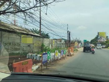 Di Sewakan Lahan di JL. Raya Narogong Seberang Kota Wisata