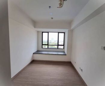 Disewakan Super murah - UnFurnished Studio Collins Boulevard Apart.