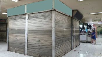 STAND Toko Besar HOOK Strategis Di Pusat Grosir Surabaya Pusat Kota