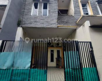 Sewa Rumah Minimalis Masuk Mobil, Menceng Tegal Alur Jakarta Barat