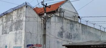 Tanah dan Gedung 3 Lantai Pagar Keliling Full Akses Jalan Provinsi