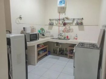 Disewakan Rumah 2 Lantai Lokasi strategis di Jl Benda Jakarta Selatan