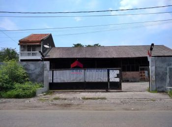 Gudang di Tanjung Pura Karawang, Pinggir Jalan Raya Persis