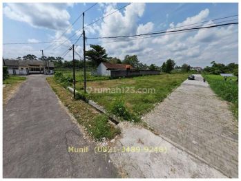 Timur Transmart Maguwo Adisucipto, Kavling Perumahan Jogja