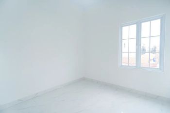 Rumah 2 Lantai Strategis di Komplek Sketsa Harga Nego Bisa KPR J-18460