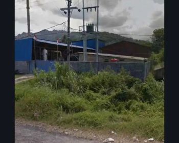 Dijual tanah beserta gudang