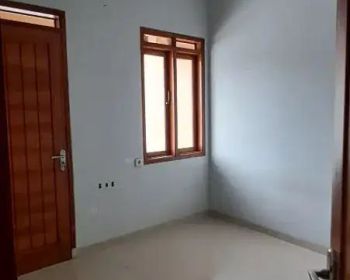 Rumah minimalis siap huni jalan lebar di kiara sari asri buah batu