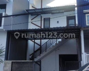 Rumah kos baru siap ngomset, dekat kampus UPN rungkut