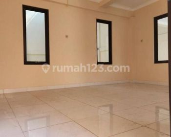 Gudang baru jakarta utara ..tugu utara koja