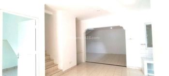 Rumah Bagus Siaphuni Kota Wisata Cibubur Jakarta Timur