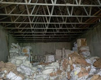 JUAL CEPAT!BU BANGET!GUDANG SAYAP TAMAN KOPO INDAH