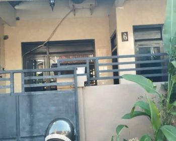 Disewakan bulanan atau tahunan rumah minimalis