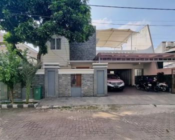RUMAH SIAP HUNI DALAM KOMPLEK LEBAK BULUS JAKARTA SELATAN