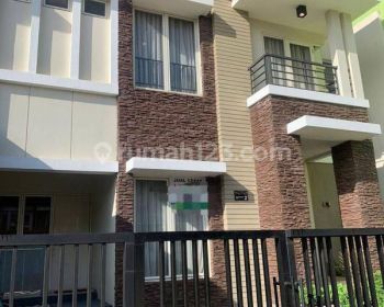 *Dijual Rumah Siap Huni di Grand Wisata Jalan Bulevar Utama*