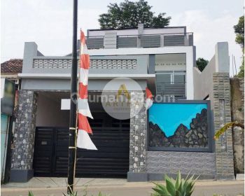 Rumah 3 lantai bagus dan terawat di Jl martasik Bandung barat