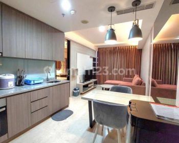 Menarik Apartemen Ciputra World Jakarta Full Furnishd