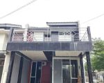 thumbnail-disewakan-rumah-2-lantai-yang-nyaman-dan-asri-10