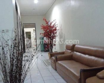 Rumah Strategis Dekat China Town Glodok Jakarta Barat S7133