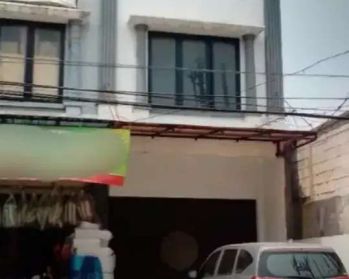 Ruko Sewa 3 Lantai Jalur Ramai Bintara
