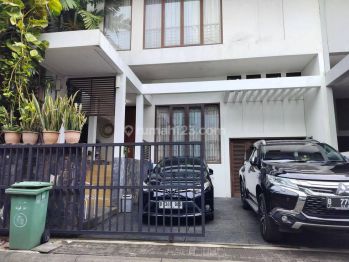 Rumah konsep minimalis 2 lnt lebar 9m siàp huni