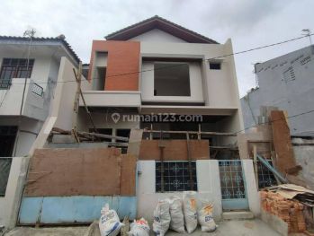 Rumah Mewah Tahap Finishing Bebas Banjir Dekat Arion Mall