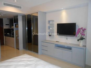U residence studio towerr 1 dkt uph