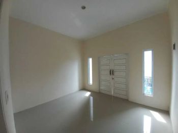 Dijual Rumah 2 Lantai Full Keramik Di Jalan Dagang Pekanbaru