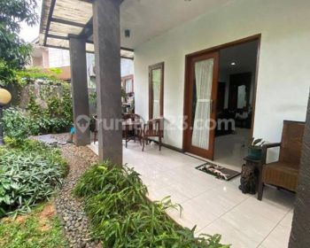 Rumah di Kebayoran Baru, Jakarta Selatan